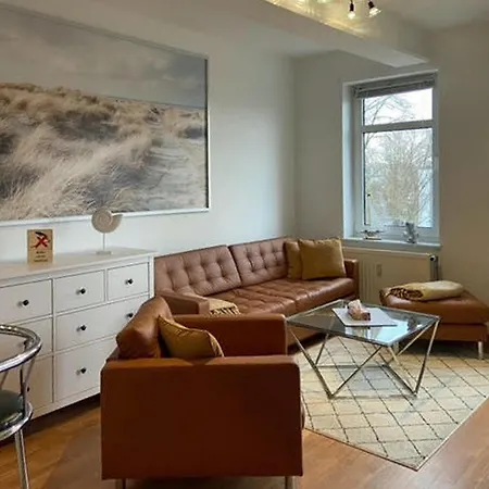 Nur Wenige Gehminuten Zum Zentrum Und 17 - Apartment Sellin (Rugen)