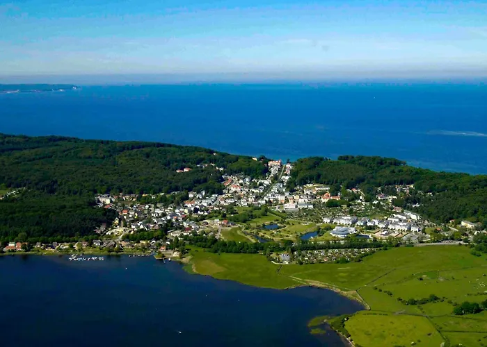 Nur Wenige Gehminuten Zum Zentrum Und 17 - * Sellin (Rugen)