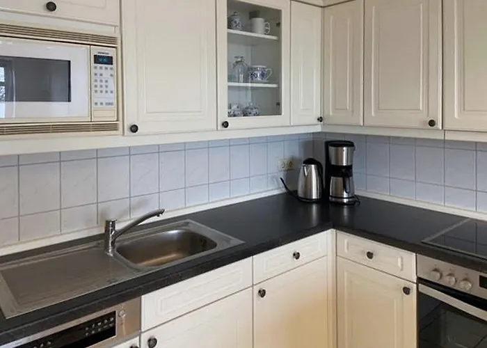 Nur Wenige Gehminuten Zum Zentrum Und 17 - شقة Sellin (Rugen)