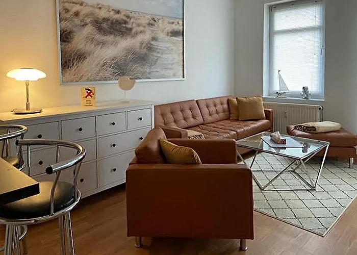 Nur Wenige Gehminuten Zum Zentrum Und 17 - * Sellin (Rugen)